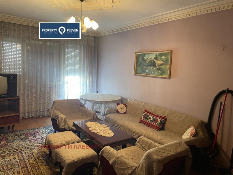 Продава  3-стаен град Плевен , Широк център , 86 кв.м | 85594899