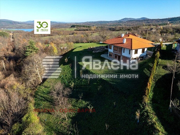 Продава КЪЩА, с. Средни колиби, област Велико Търново, снимка 3 - Къщи - 55906297