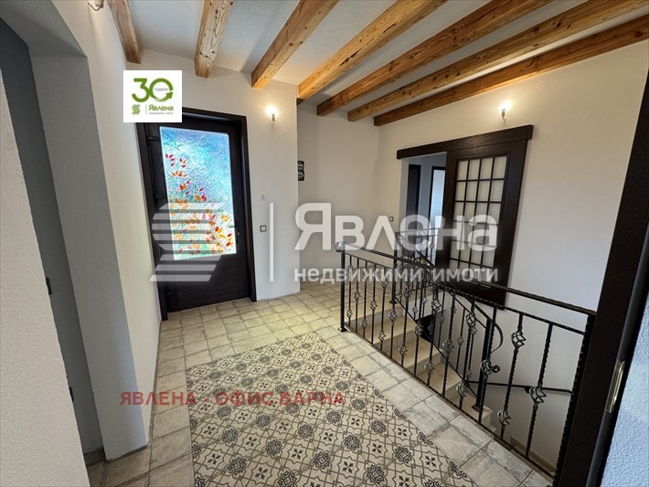 Продава КЪЩА, с. Средни колиби, област Велико Търново, снимка 4 - Къщи - 55906297