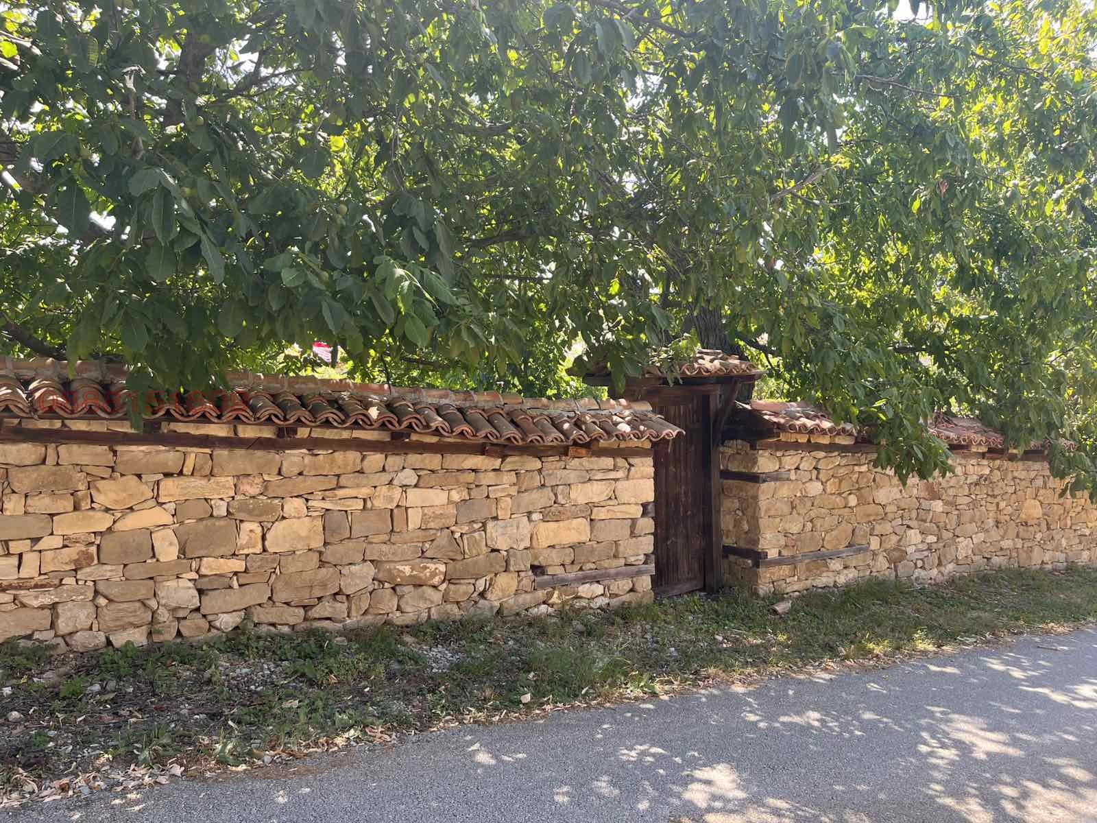 Продава ПАРЦЕЛ, с. Арбанаси, област Велико Търново, снимка 4 - Парцели - 55596072