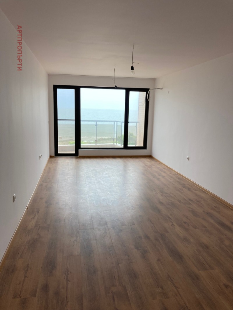 Продава 2-СТАЕН, гр. Поморие, област Бургас, снимка 2 - Апартаменти - 52843690