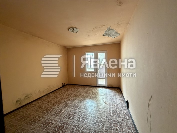 Продава 2-СТАЕН, гр. Благоевград, Широк център, снимка 2 - Апартаменти - 54060142
