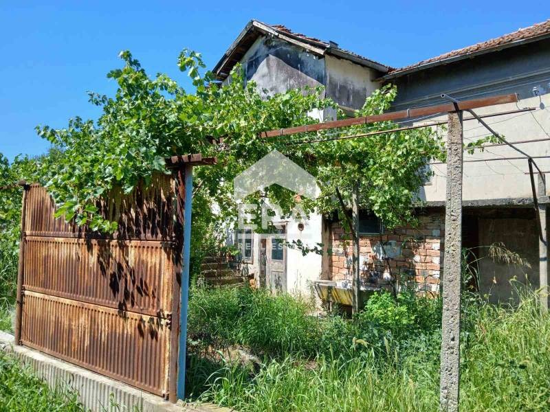 Продава  Къща област Плевен , с. Чомаковци , 95 кв.м | 58592347 - изображение [2]