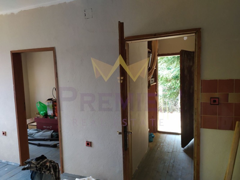 Продава КЪЩА, с. Осеново, област Варна, снимка 3 - Къщи - 52708589