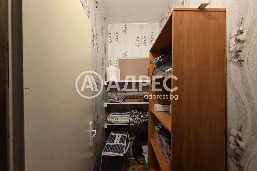 Продава 3-СТАЕН, гр. София, Сухата река, снимка 7 - Апартаменти - 54228637