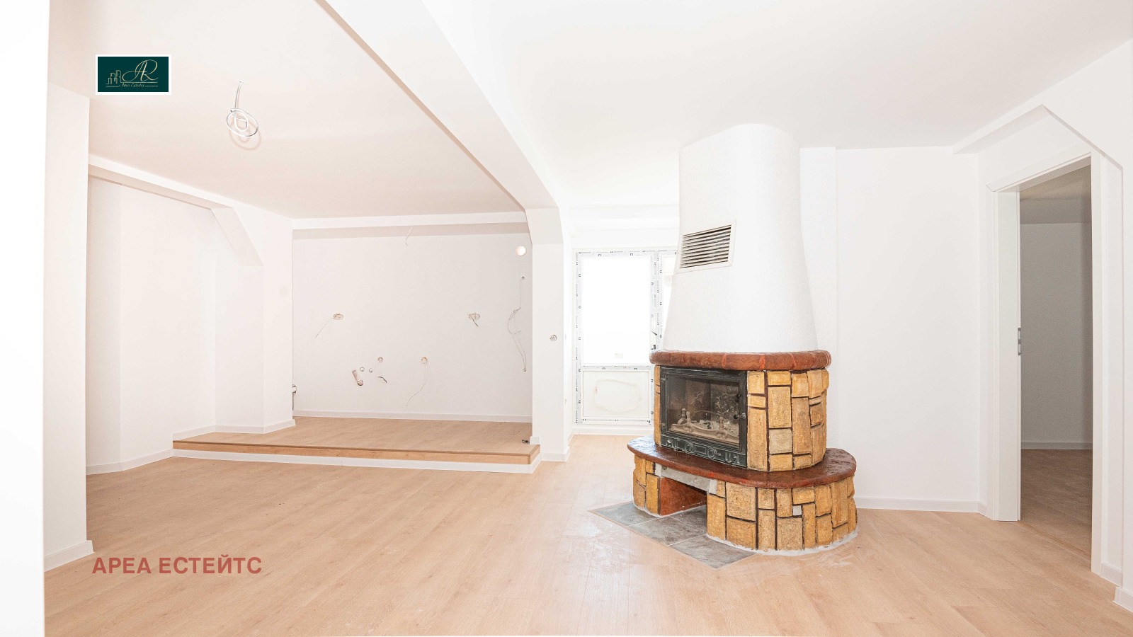 Продава 3-СТАЕН, гр. Поморие, област Бургас, снимка 5 - Апартаменти - 56129024