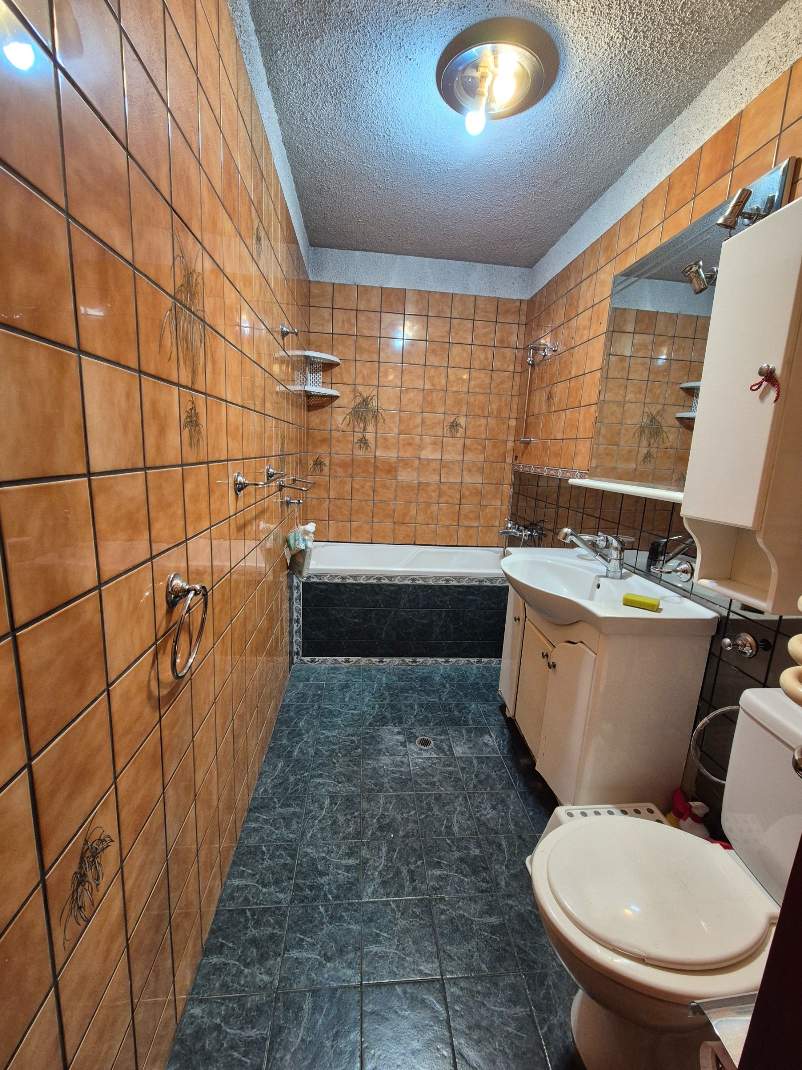Продава 3-СТАЕН, гр. София, Лагера, снимка 13 - Апартаменти - 56648164
