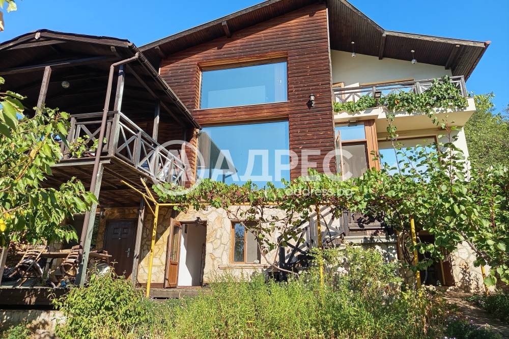 Продава КЪЩА, с. Осоица, област София област, снимка 1 - Къщи - 56125785