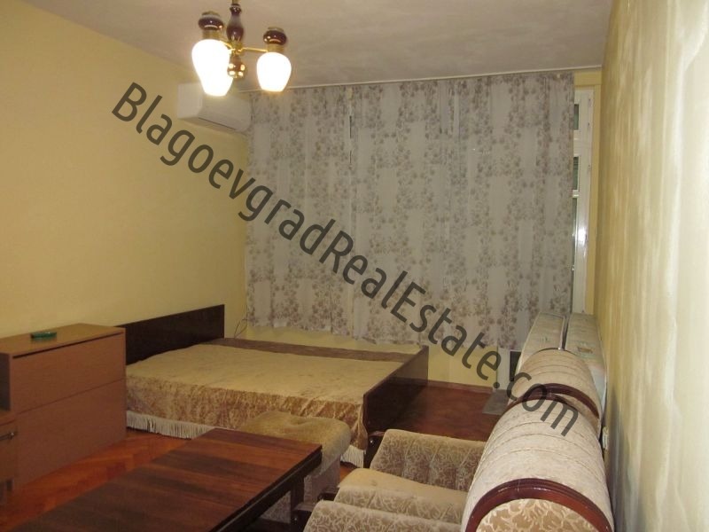 Продава 2-СТАЕН, гр. Благоевград, Широк център