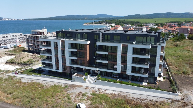 Продава  3-стаен, град Бургас, Крайморие •  209 900 EUR • ID 23473948 — holmes.bg - [1] 