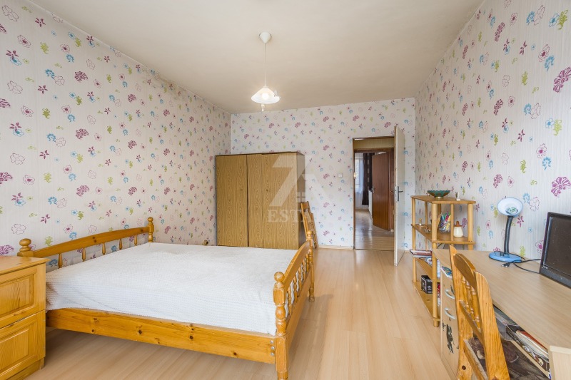 Продава 3-СТАЕН, гр. Перник, Изток, снимка 9 - Апартаменти - 52165315