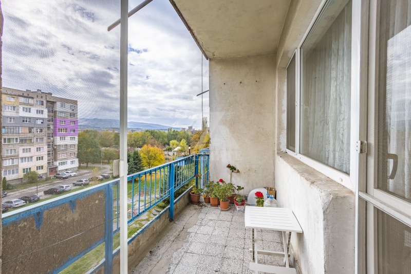 Продава 3-СТАЕН, гр. Перник, Изток, снимка 14 - Апартаменти - 52165315