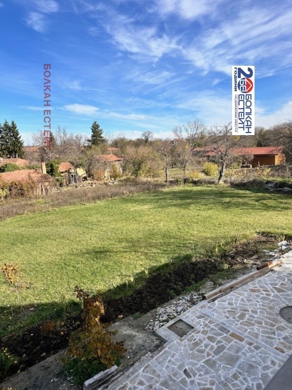 Продава КЪЩА, с. Ново село, област Велико Търново, снимка 14 - Къщи - 52467341