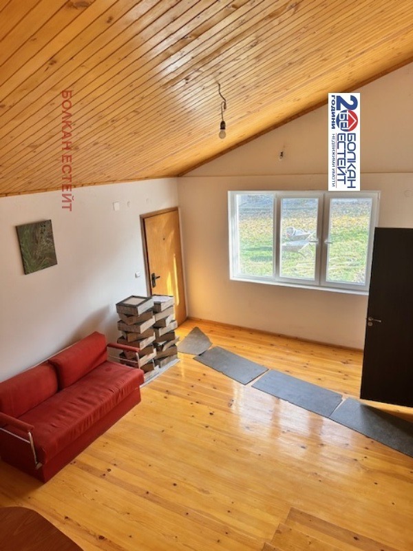 Продава КЪЩА, с. Ново село, област Велико Търново, снимка 7 - Къщи - 52467341