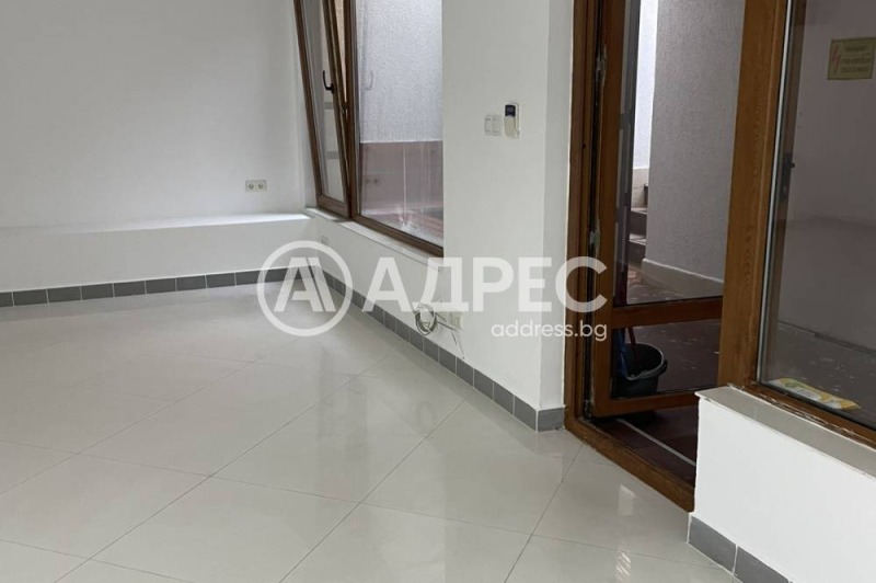 Προς πώληση  Κατάστημα Σοφηια , Ρεδυτα , 95 τ.μ | 40135359 - εικόνα [3]