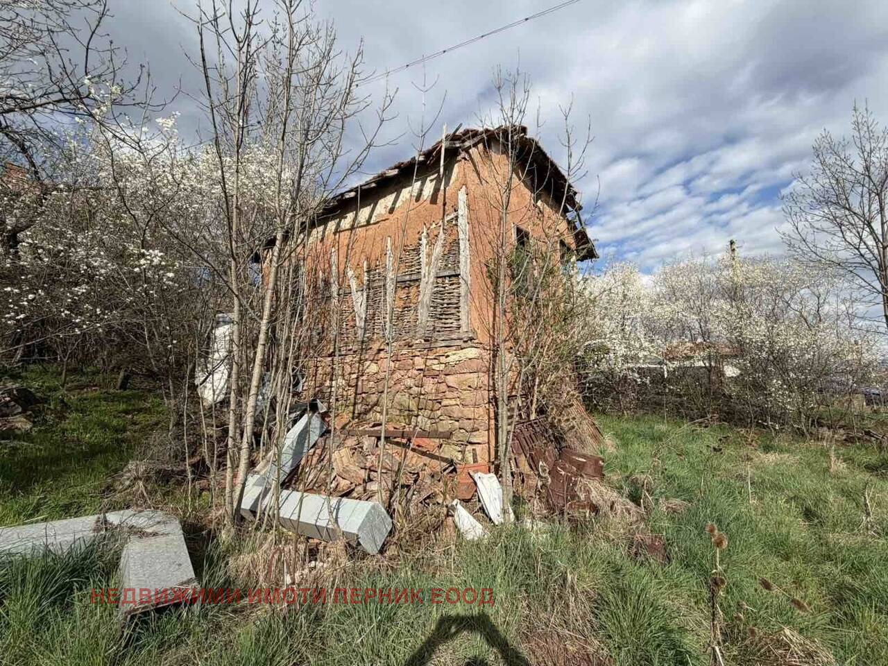 Продава КЪЩА, с. Садовик, област Перник, снимка 3 - Къщи - 55378946