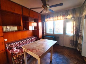 Продажба на четеристайни апартаменти в град Велико Търново - изображение 13 