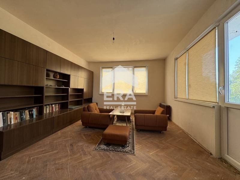 Продава 3-СТАЕН, гр. Силистра, Център, снимка 3 - Апартаменти - 51649409