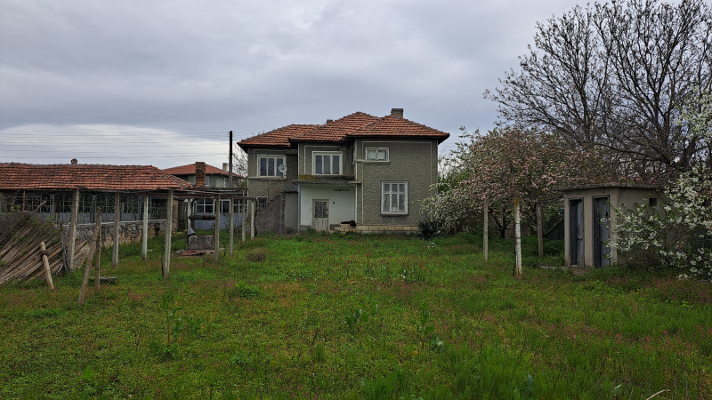 Продава  Къща област Варна , гр. Провадия , село на 7 км от Провадия, 120 кв.м | 18708238