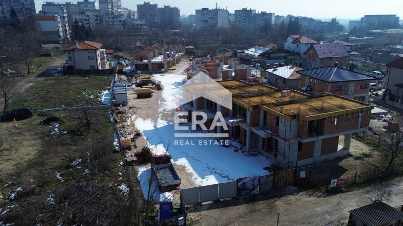 Продава КЪЩА, гр. Варна, м-т Ментешето, снимка 4 - Къщи - 47351586