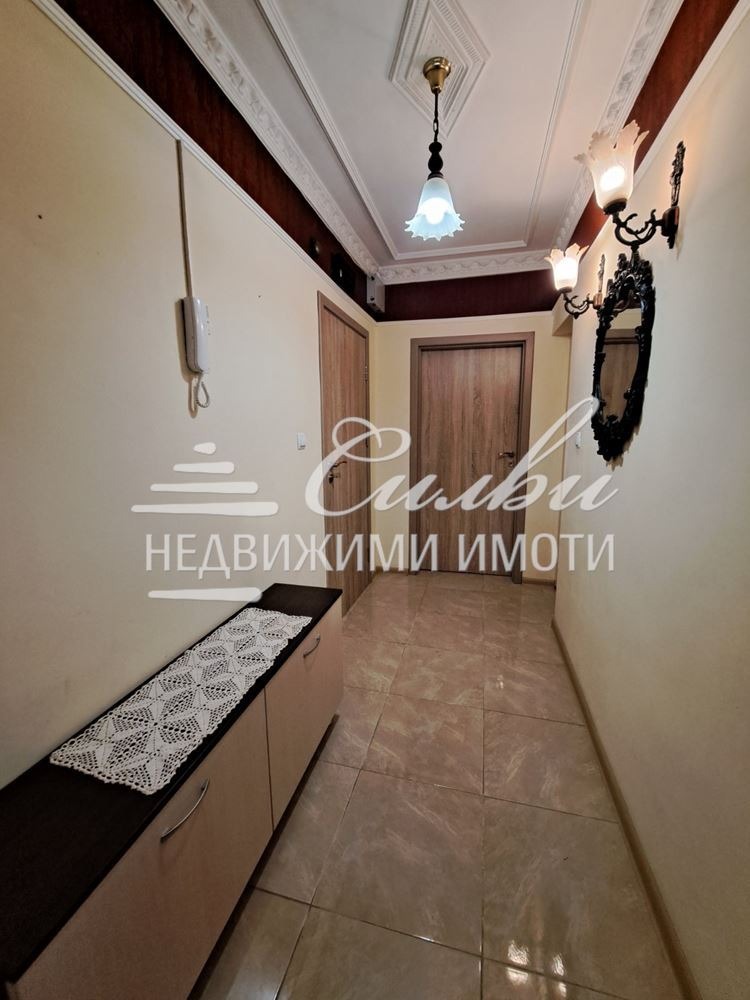 Продава 3-СТАЕН, гр. Шумен, Пазара, снимка 10 - Апартаменти - 52602336