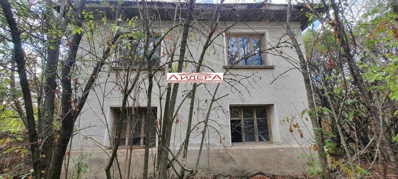 Продава  Къща област Пловдив , с. Старо Железаре , 180 кв.м | 67524096