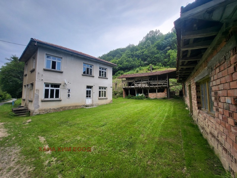 Till salu  Hus region Lovech , Beli Osam , 249 kvm | 13566358 - bild [4]