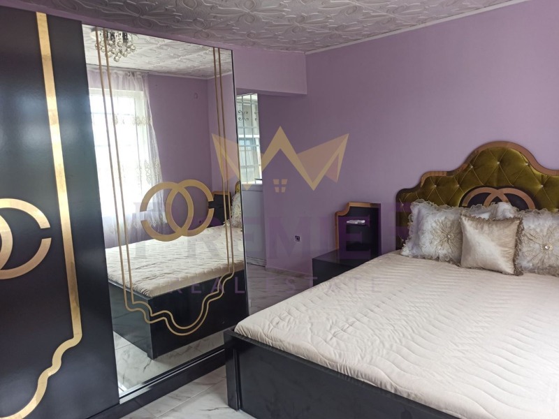 Продава КЪЩА, с. Батово, област Добрич, снимка 11 - Къщи - 52398916