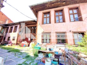 Продажба на имоти в Старият град, град Пловдив — страница 2 - изображение 1 