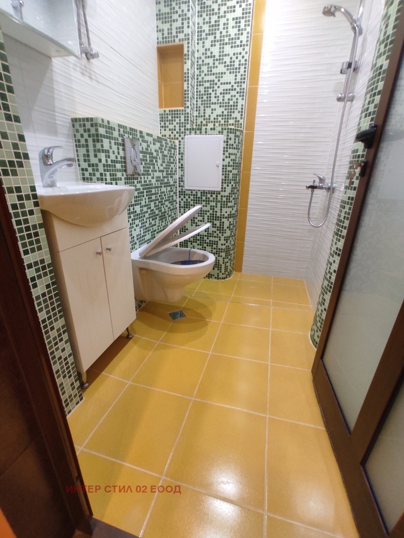 Продава  1-стаен град Перник , Изток , 41 кв.м | 72002792 - изображение [13]