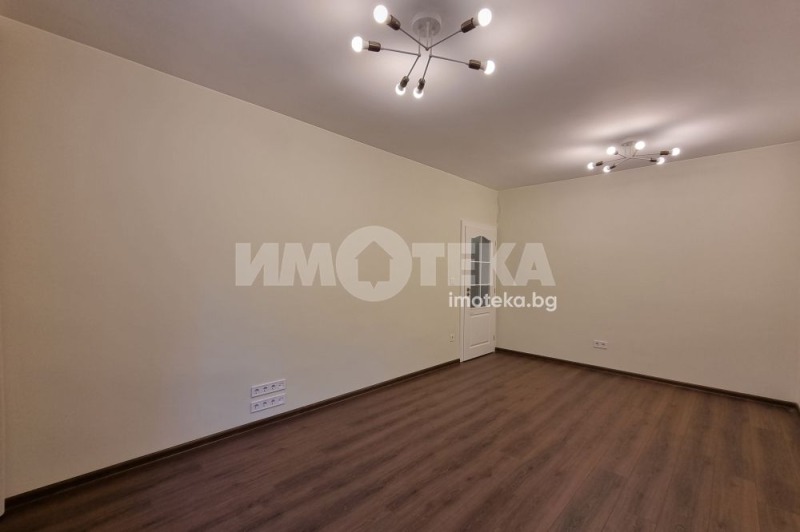 Продава  2-стаен град София , Изток , 70 кв.м | 71724955 - изображение [11]