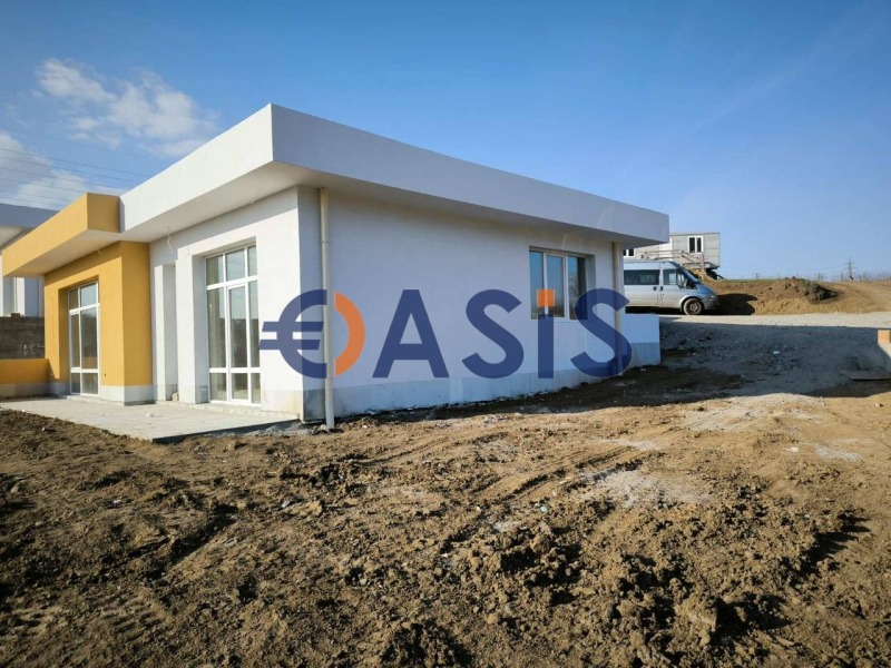 Продава КЪЩА, с. Черни връх, област Бургас, снимка 2 - Къщи - 52124436