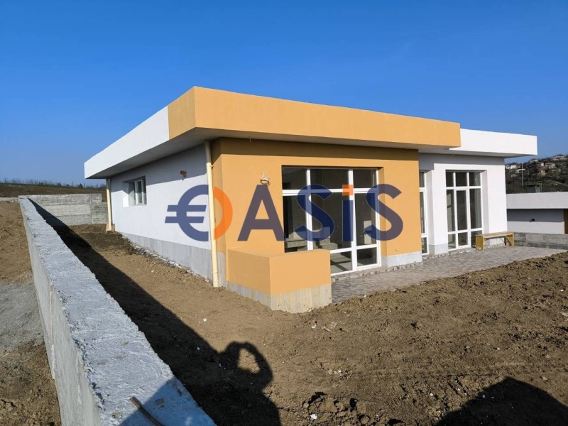 Продава КЪЩА, с. Черни връх, област Бургас, снимка 3 - Къщи - 52124436