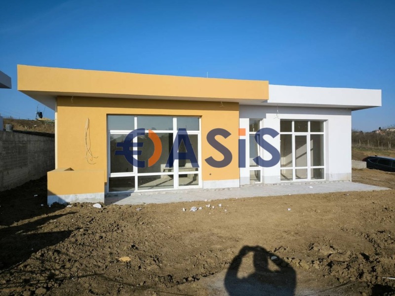 Продава КЪЩА, с. Черни връх, област Бургас, снимка 4 - Къщи - 52124436