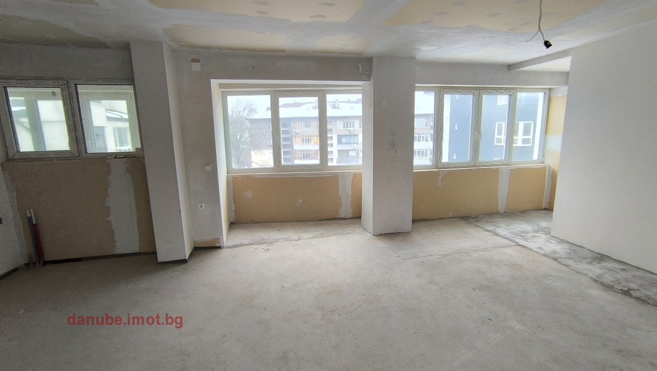 Продава 3-СТАЕН, гр. Русе, Център, снимка 7 - Апартаменти - 55741093