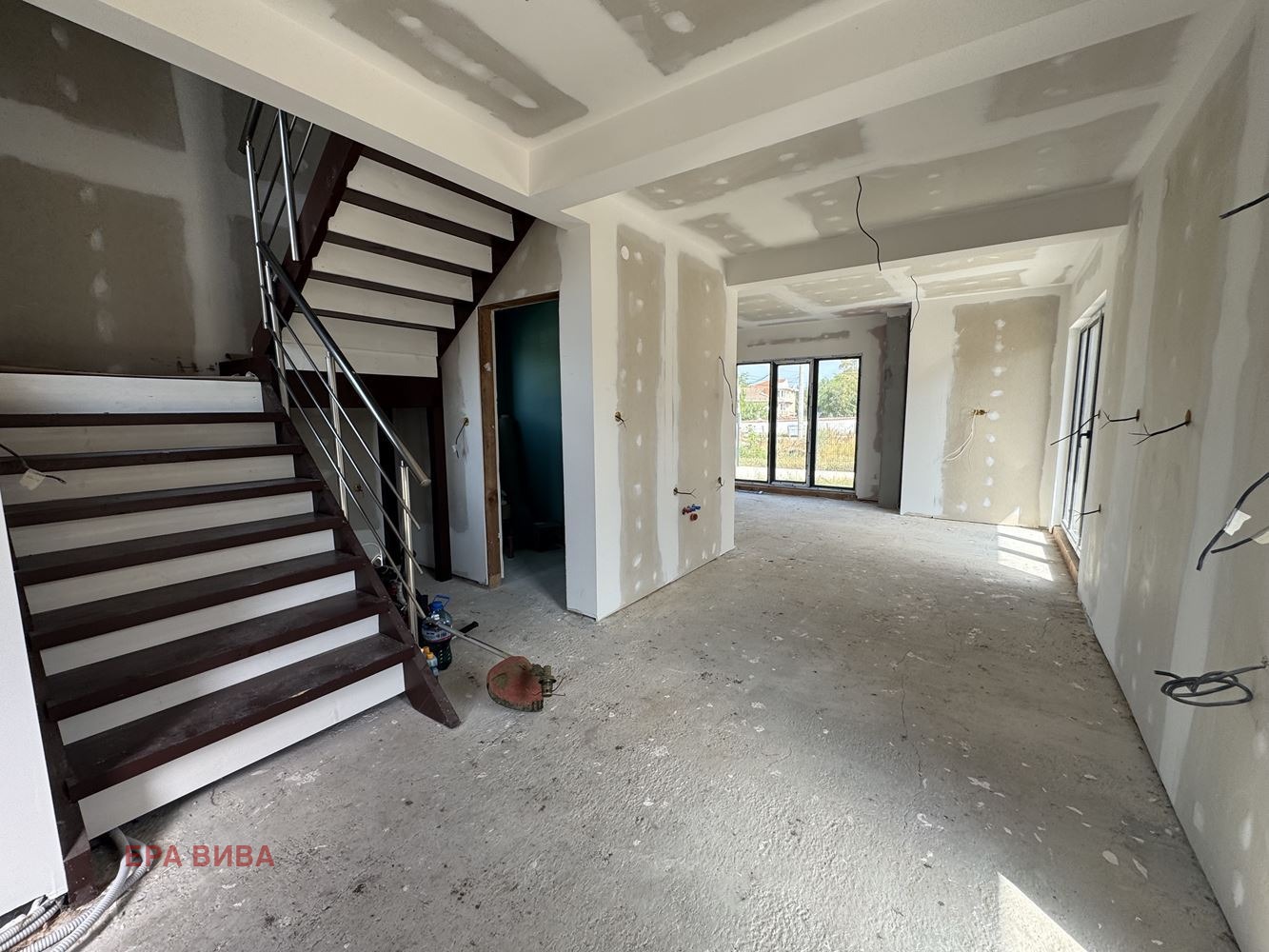 Продава КЪЩА, с. Яребична, област Варна, снимка 8 - Къщи - 56084844