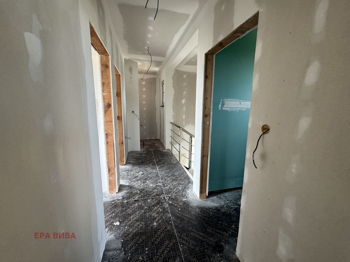 Продава КЪЩА, с. Яребична, област Варна, снимка 10 - Къщи - 56084844
