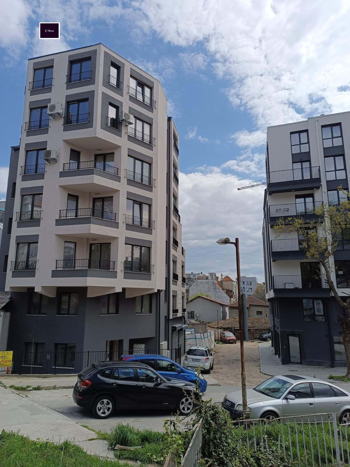 Продава ГАРАЖ, ПАРКОМЯСТО, гр. Варна, Гръцка махала