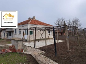 Продажба на имоти в с. Черноград, област Бургас - изображение 1 