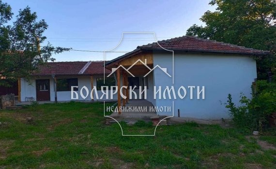 Продава КЪЩА, с. Хотница, област Велико Търново, снимка 1 - Къщи - 47446149