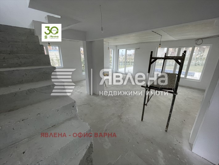 Продава КЪЩА, гр. Варна, м-т Долна Трака, снимка 3 - Къщи - 48384524