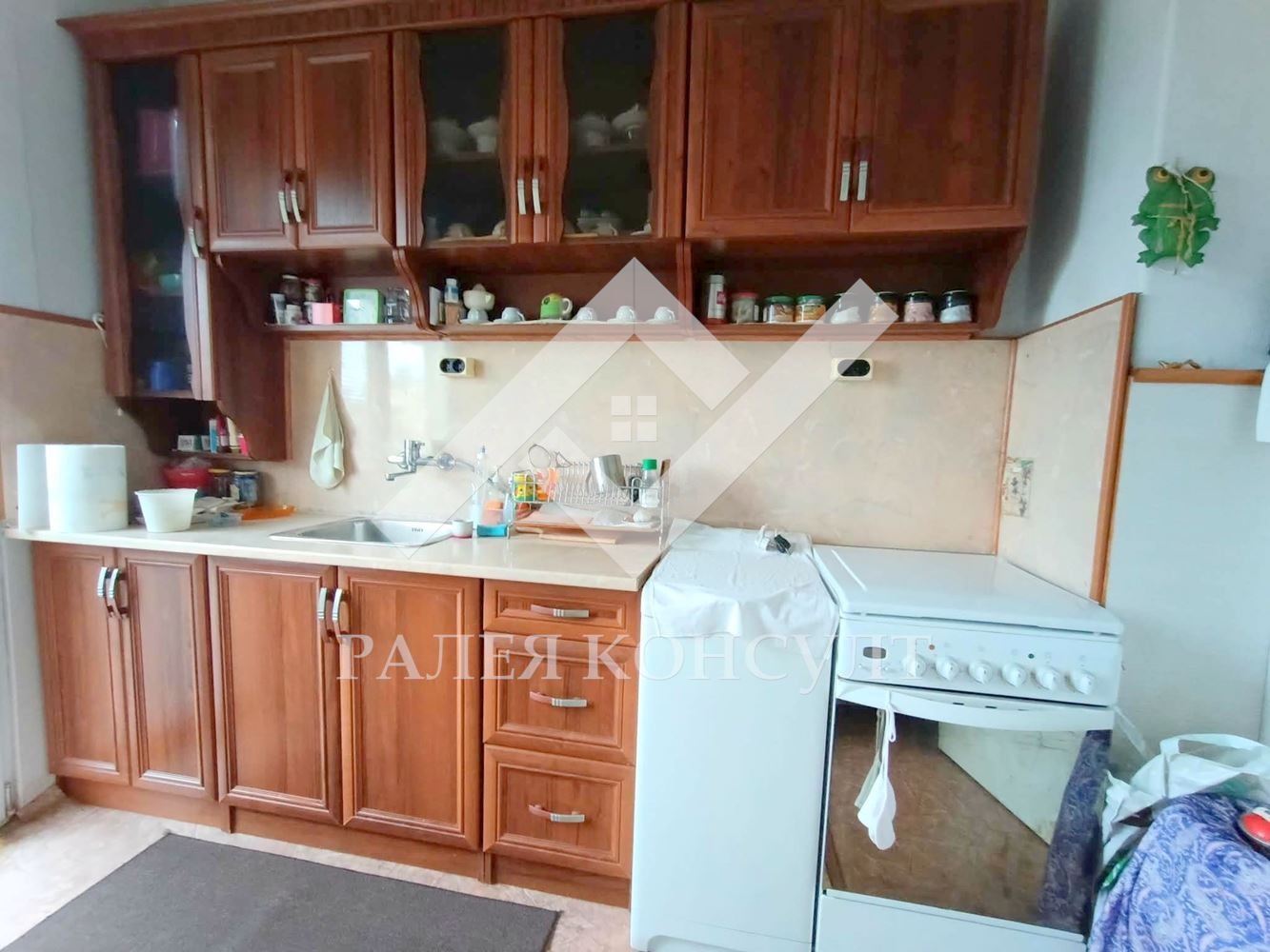 Продава 3-СТАЕН, гр. Пловдив, Кючук Париж