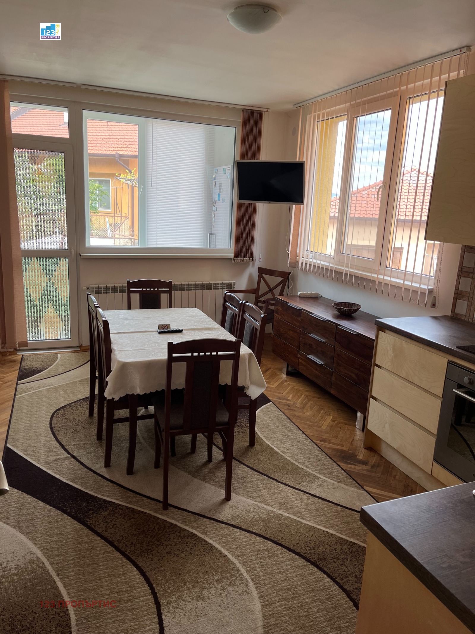 Продава ЕТАЖ ОТ КЪЩА, гр. Кюстендил, Център, снимка 4 - Етаж от къща - 54350975