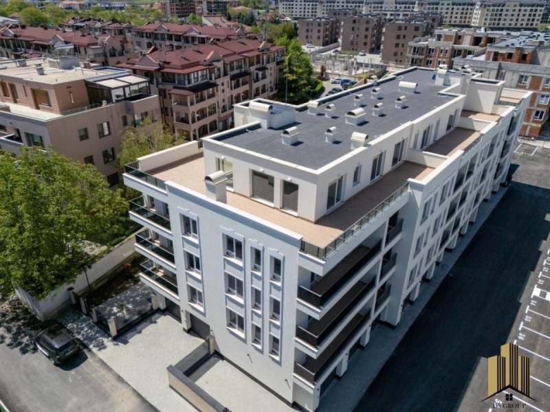 Te koop  3+ slaapkamer Plovdiv , Ostromila , 232 m² | 45424487 - afbeelding [9]