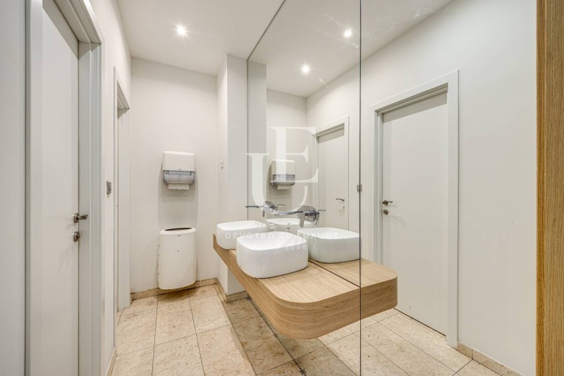 Eladó  Hivatal Sofia , Lozenec , 490 négyzetméter | 99950575 - kép [15]