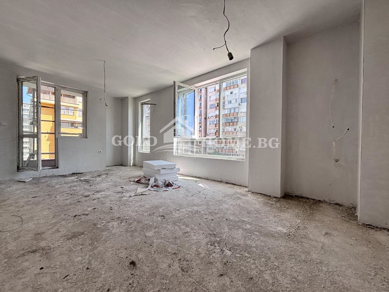 Продава 3-СТАЕН, гр. Пловдив, Южен, снимка 2 - Апартаменти - 51603204