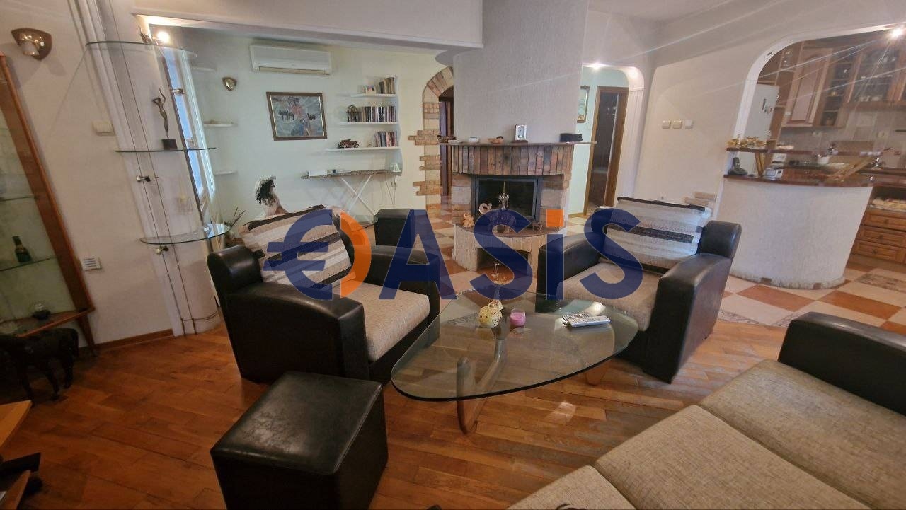 Продава 3-СТАЕН, гр. Несебър, област Бургас