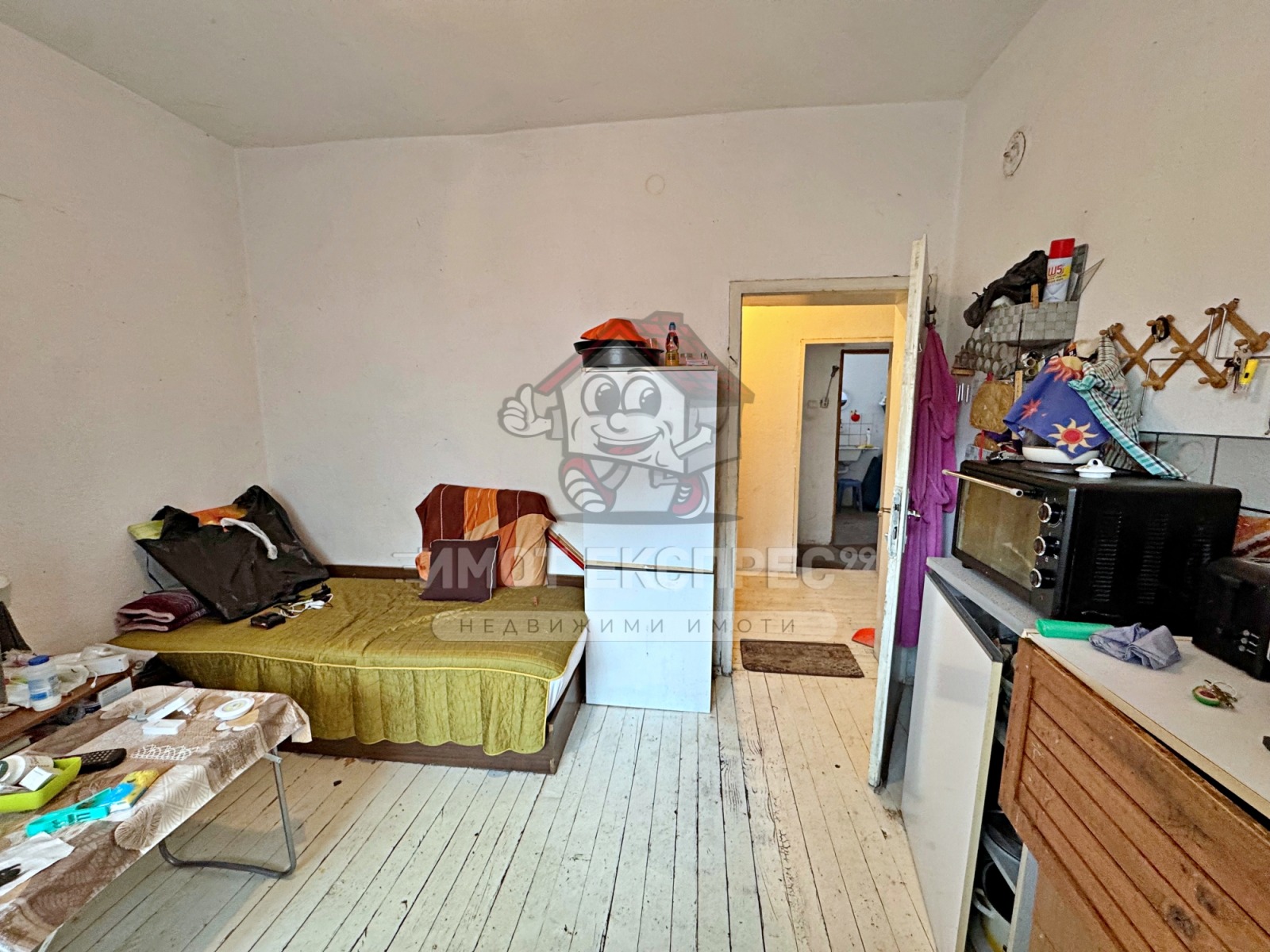 Продава ЕТАЖ ОТ КЪЩА, гр. Асеновград, област Пловдив, снимка 2 - Етаж от къща - 54632679