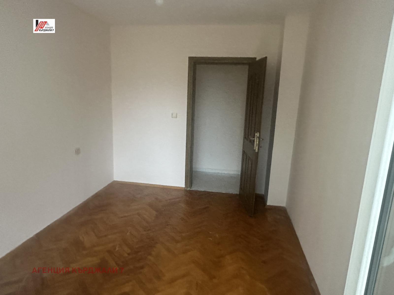 Продава МНОГОСТАЕН, гр. Кърджали, Център, снимка 7 - Апартаменти - 54735027