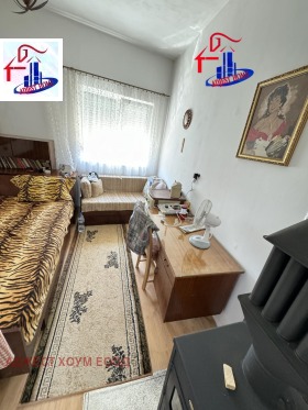 Hus Kurshun cheshma, Shumen 10